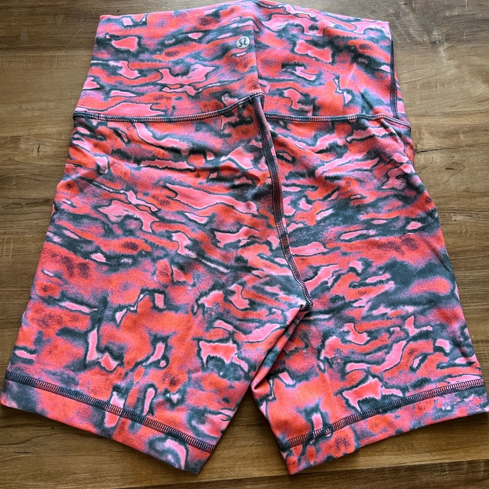 Lululemon Wunder Under shorts